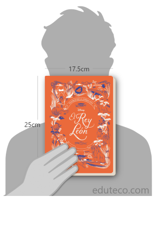 Comparación del tamaño de el libro El Rey León respecto a una persona. Este mide 17.5 centímetros de ancho por 25 centímetros de alto