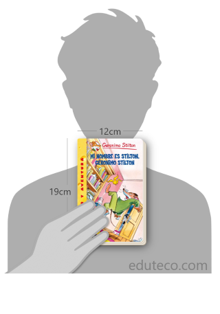 Comparación del tamaño de el libro Mi nombre es stilton, Gerónimo stilton respecto a una persona. Este mide 12 centímetros de ancho por 19 centímetros de alto