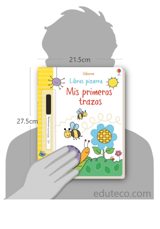 Comparación del tamaño de el libro Mis primeros trazos respecto a una persona. Este mide 21.5 centímetros de ancho por 27.5 centímetros de alto