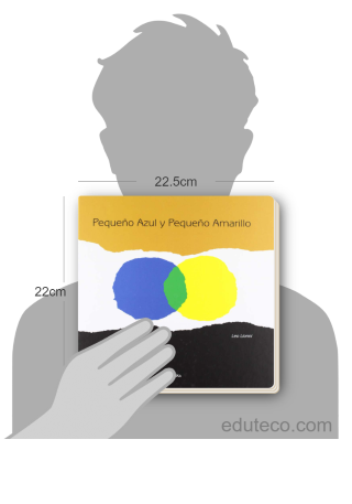 Comparación del tamaño de el libro Pequeño azul y pequeño amarillo respecto a una persona. Este mide 22.5 centímetros de ancho por 22 centímetros de alto