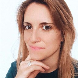 Maestra de Educación Infantil y Escritora Laura Peón